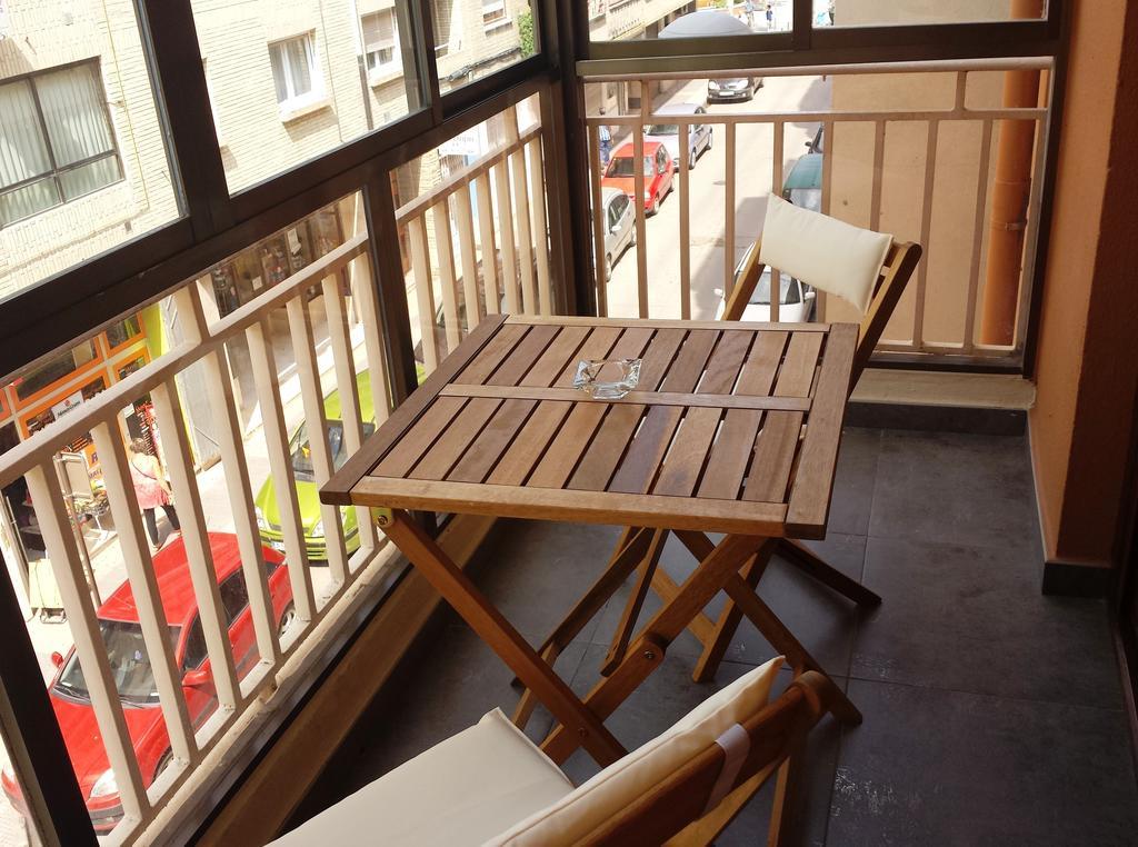 Apartamento Turistico Guara Casa Castro Barbastro Luaran gambar