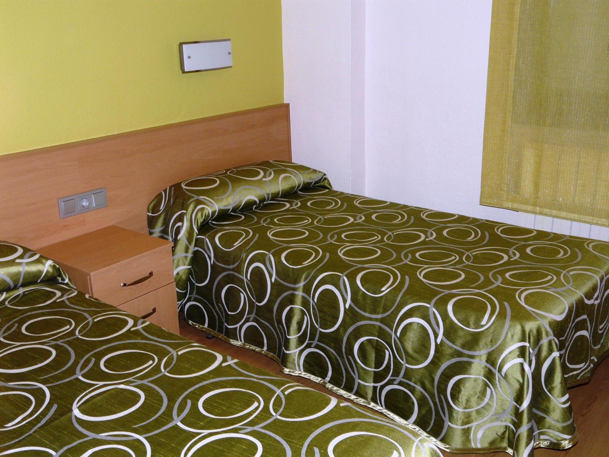 Apartamento Turistico Guara Casa Castro Barbastro Luaran gambar