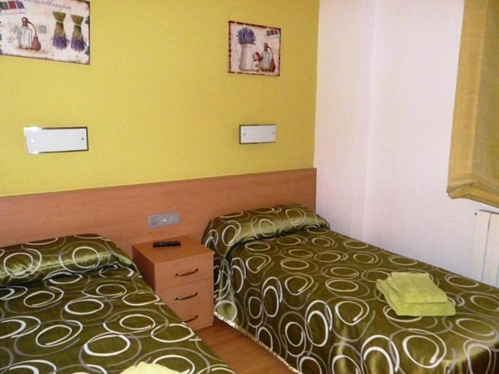 Apartamento Turistico Guara Casa Castro Barbastro Bilik gambar